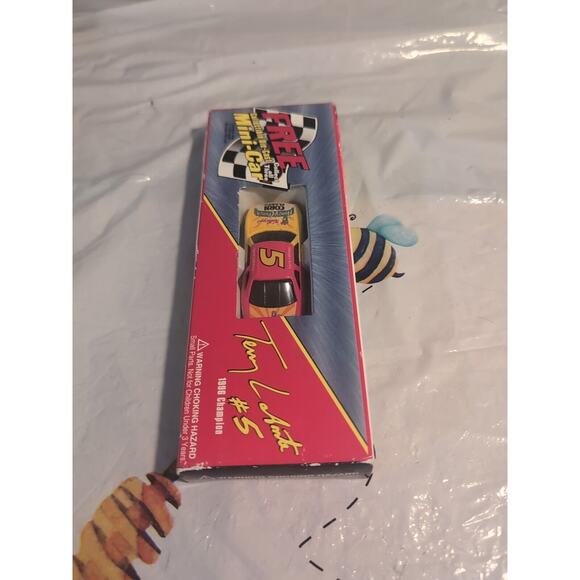 Terry Labonte #5 1996 NASCAR CHAMPION Kellogs Corn Flakes 1/64 Promo Car A10 new - Picture 1 of 7